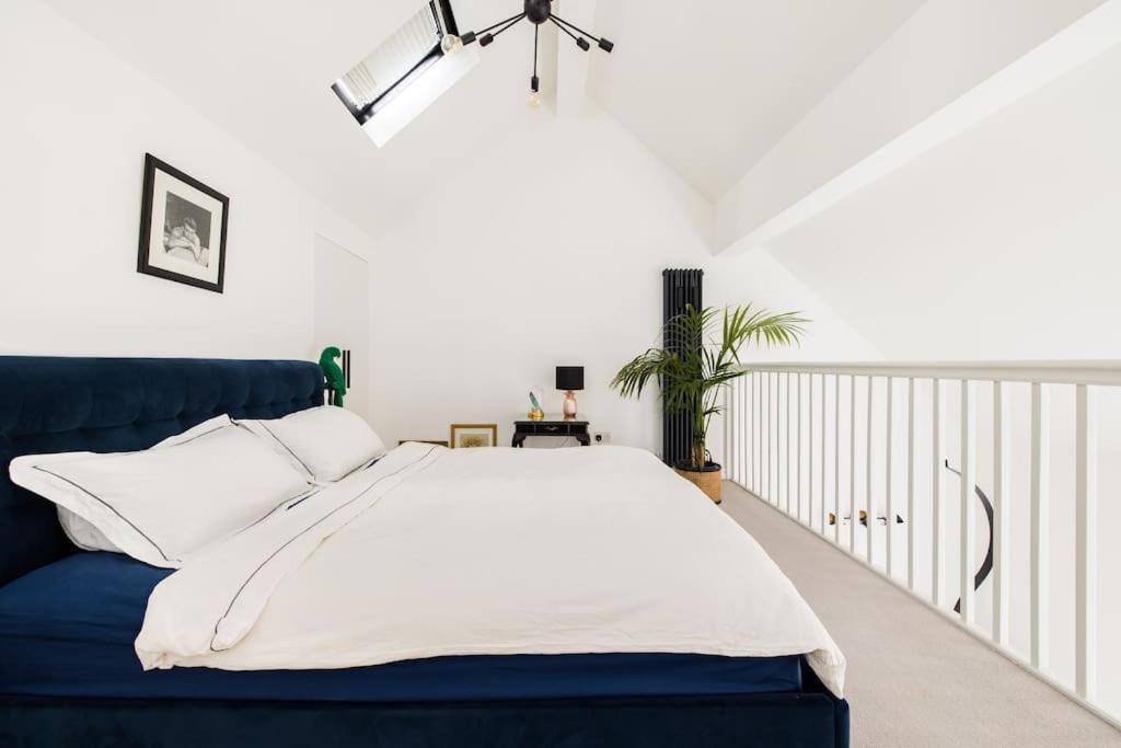 Appartamento Stylish 2 Bed Loft With Terrace 2 Min From Tube *